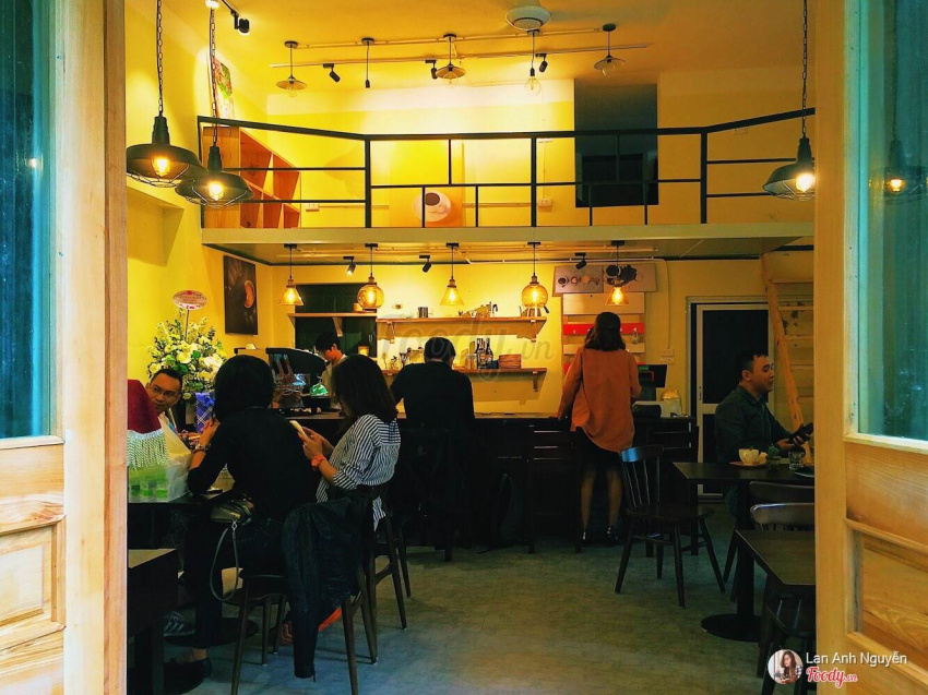 5 Quán cafe ngon view đẹp nhất phố Hàng Chiếu, Hoàn Kiếm, Hà Nội