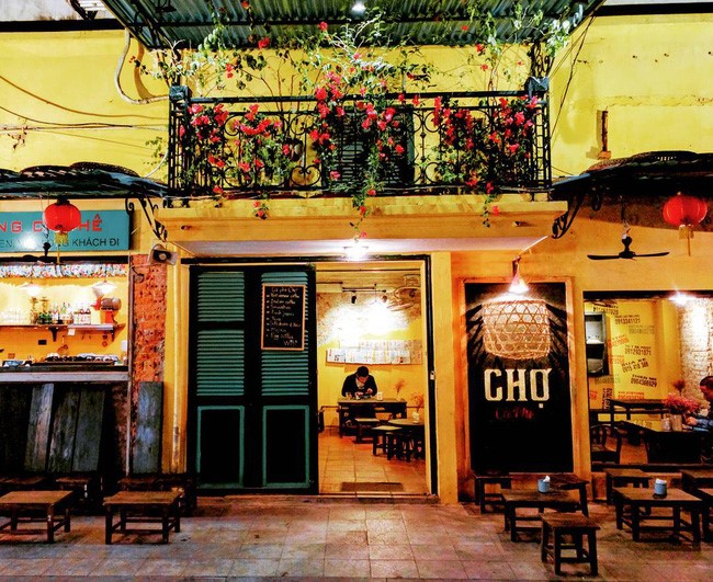 3 Quán cafe ngon view đẹp nhất phố Hàng Chai, Hoàn Kiếm, Hà Nội