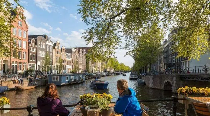 10 việc phải thử một lần khi đến Amsterdam – Thành phố của những chiếc xe đạp