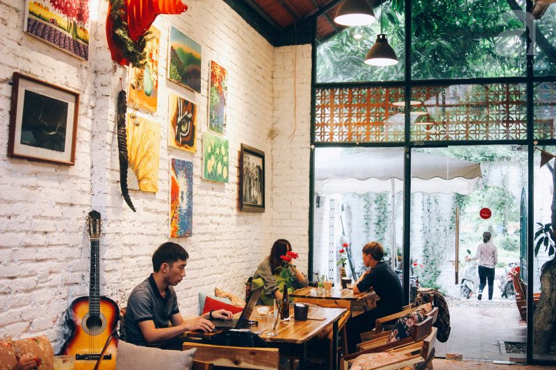 Bật Mí 10 Quán Cafe Đẹp Quận 8 Sài Gòn Hấp Dẫn Giới Trẻ - ALONGWALKER
