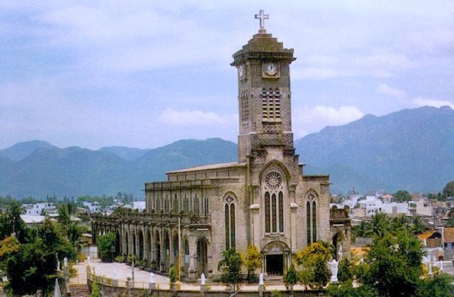 Thông tin địa chỉ và giờ lễ các nhà thờ ở Nha Trang