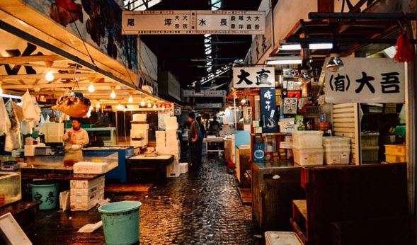 chợ cá lớn nhất tokyo, chợ cá tsukiji ở tokyo, chợ hải sản ở tokyo, địa chỉ chợ cá tsukiji, địa điểm du lịch tokyo, du lịch nhật bản, du lịch nước ngoài, du lịch tokyo, nhật bản, tham quan chợ cá tsukiji, tsukiji market, “tất tật” bí kíp du lịch thăm quan chợ cá tsukiji lớn nhất tokyo