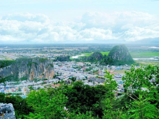 Ghé thăm ngọn Thủy Sơn lớn nhất núi Ngũ Hành Sơn ở Đà Nẵng
