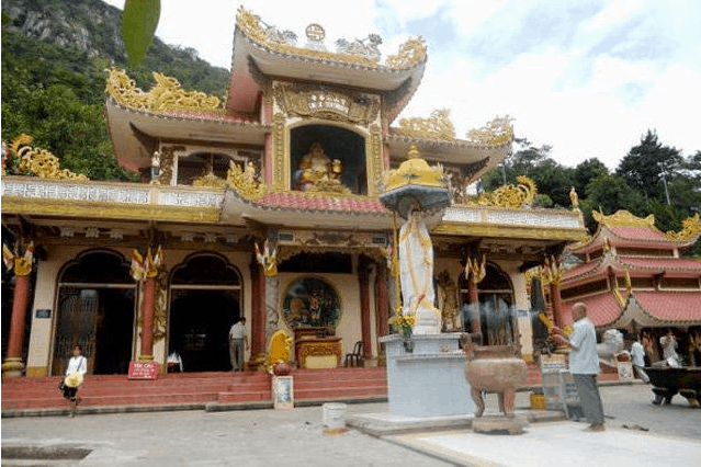 Chuyến du lịch tâm linh- những ngôi chùa ở Tây Ninh