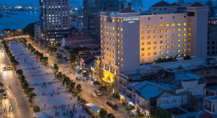 Khám phá Saigon Prince Hotel siêu sang chảnh ngay mặt tiền Nguyễn Huệ