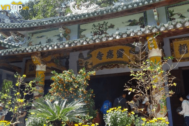 chùa tam thai, địa điểm du lịch đà nẵng, du lịch đà nẵng, một ngày bình yên ghé thăm chùa tam thai đà nẵng