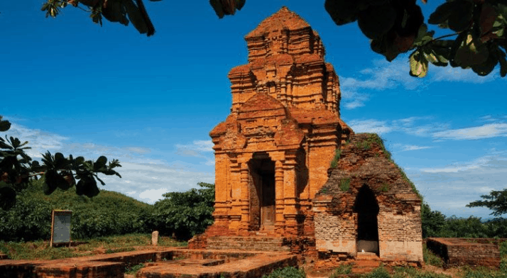 Vẻ đẹp huyền bí Tháp Chàm Poshanư đến từ đâu?