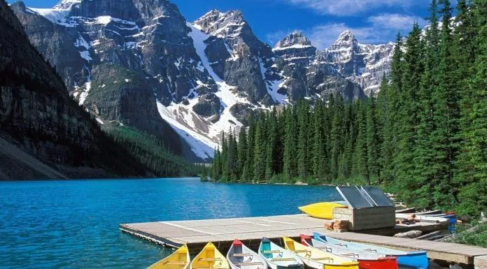 du lịch, châu mỹ, ngắm nhìn vẻ đẹp kiêu sa của hồ moraine, canada