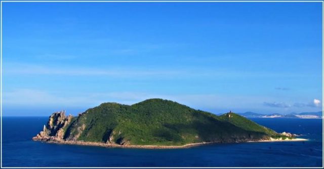 Chinh phục Hòn Chùa Phú Yên – Hòn đảo hoang sơ “đẹp mê hồn”
