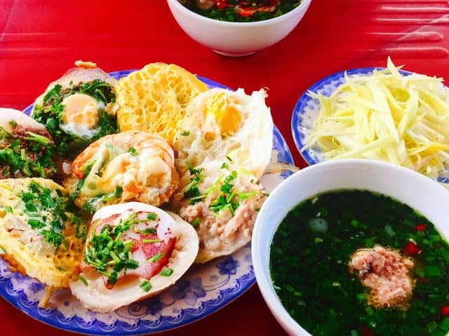 Những quán bánh căn Nha Trang nổi tiếng ngon nức nở