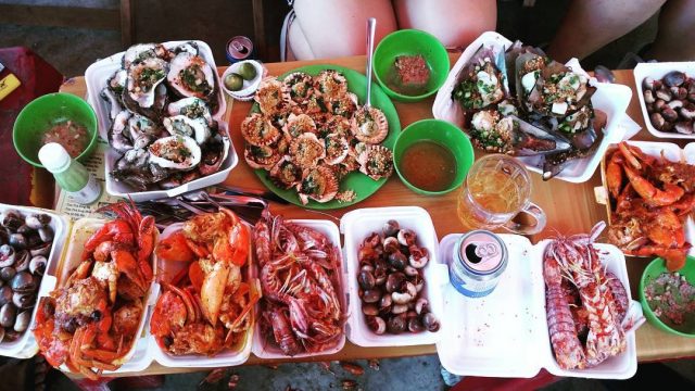 Rẻ bất ngờ hải sản chợ Hàng Dương Cần Giờ – Điểm hải sản tươi sống ở TP. HCM
