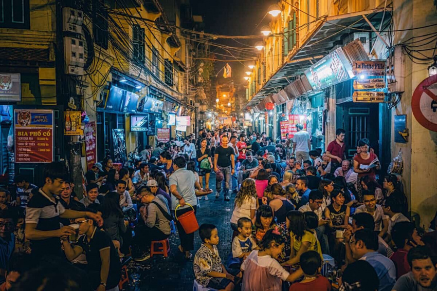 Tạ Hiện – khu phố đêm độc đáo nhất thủ đô Hà Nội
