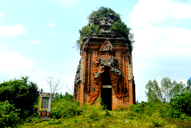 Viên ngọc thô của du lịch Bình Định- tháp Thủ Thiện