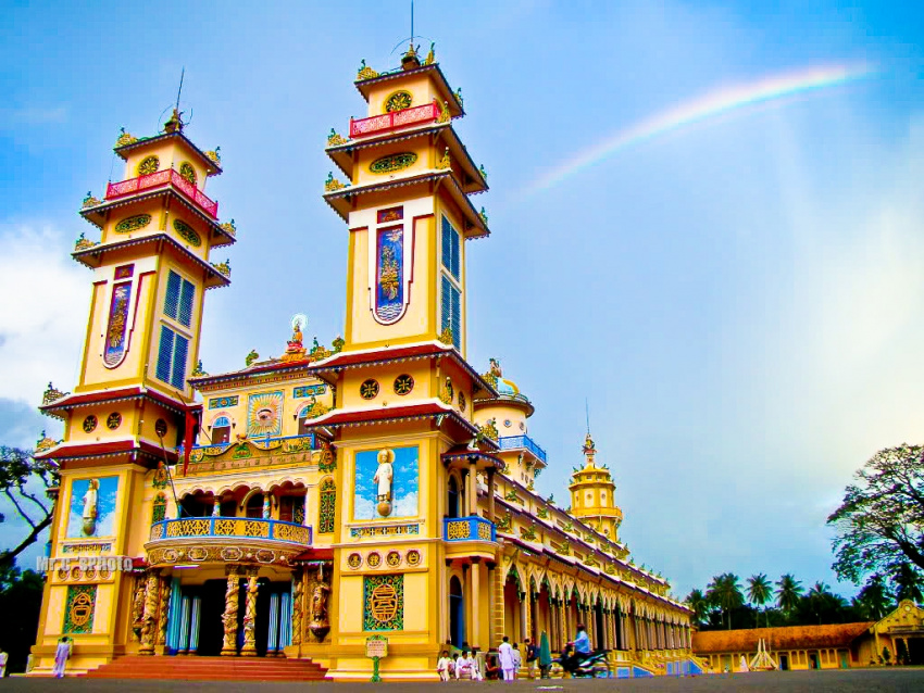 Tòa thánh Tây Ninh – di sản của vẻ đẹp kiến trúc độc đáo