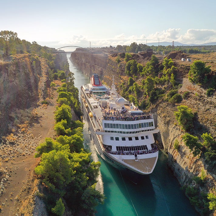 Chiêm ngưỡng kênh đào ‘siêu hẹp’ ở Hy Lạp
