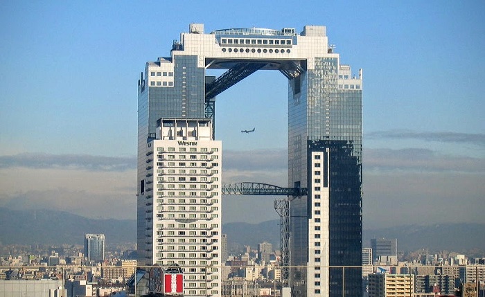 umeda sky building, độc đáo tòa nhà chọc trời umeda sky building ở nhật bản
