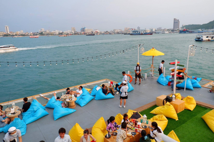 du lịch bangkok, du lịch pattaya, khách sạn bangkok, khách sạn pattaya, tappia floating cafe pattaya, tappia floating cafe pattaya, quán cà phê nổi giữa biển view đẹp miễn chê