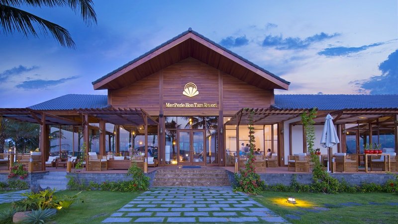 mễ mẫn với top 22 khách sạn nha trang gần biển nổi bật nhất