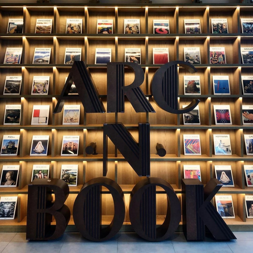 arc n bookstore, ngỡ ngàng trước hầm sách arc n cực xịn sò ở hàn quốc