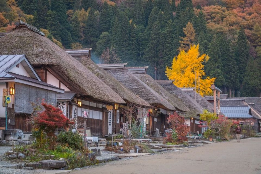 làng ouchi-juku, tour nhat ban gia re, ngắm vẻ bình yên ở ngôi làng ouchi-juku, nhật bản