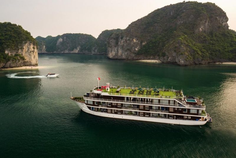 tổng hợp 20 khách sạn ở tuần châu view biển đẹp nổi tiếng