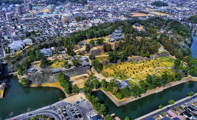 Vẻ đẹp lâu đài gỗ Nhật Bản