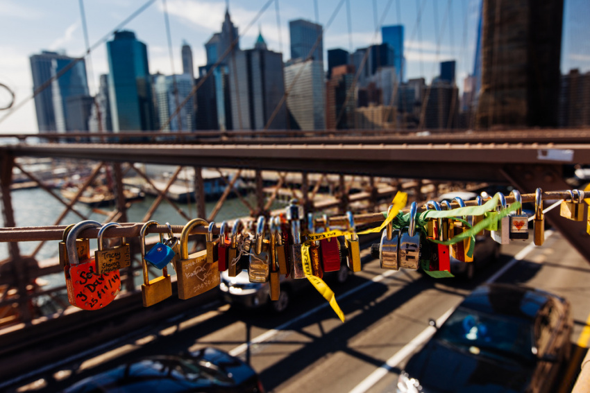 cầu brooklyn new york, cầu pont des art, ổ khóa, tháp n seoul, khóa chặt tình yêu tại những cây cầu nổi tiếng nhất thế giới