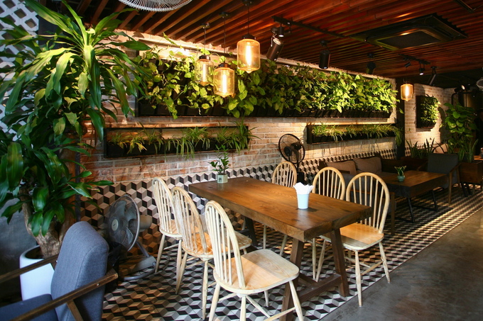 an garden café, tour hà nội, quán cà phê xanh trong căn biệt thự liền kề