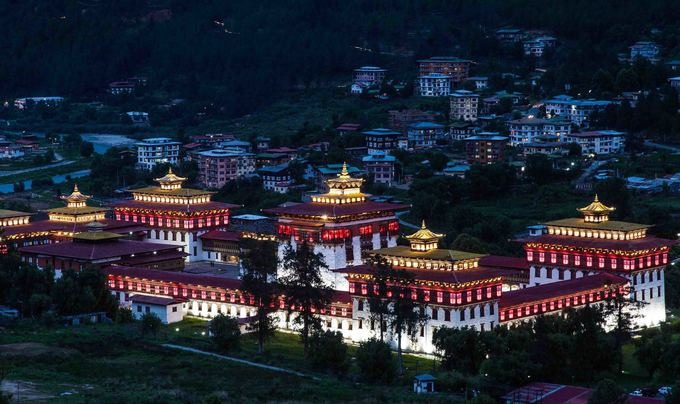 du lịch bhutan, tham quan bhutan, thủ đô thimphu, tour du lịch bhutan, tu viện bhutan, tu viện tashichho dzong, điểm đến bhutan, 7 tu viện cổ ở xứ sở ‘rồng sấm’