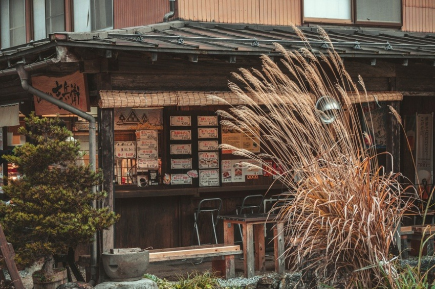 làng shirakawago, nhật bản, một ngày dạo chơi làng cổ tích doraemon ở nhật bản