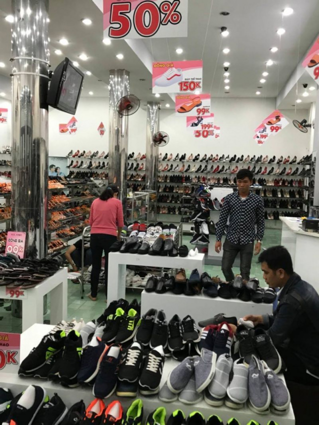 xếp hạng, top 5 shop bán giày thể thao nam đẹp nhất quận 7, tp. hcm
