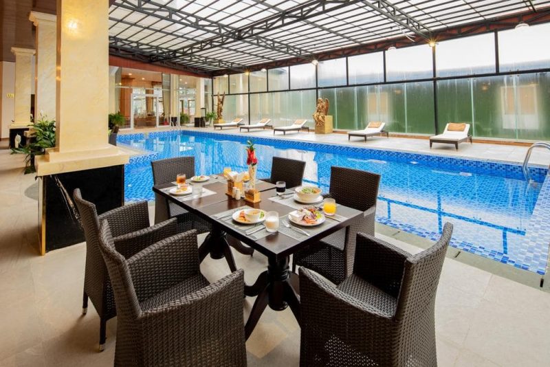 top 12 khách sạn có hồ bơi đà lạt đẹp “nức lòng”