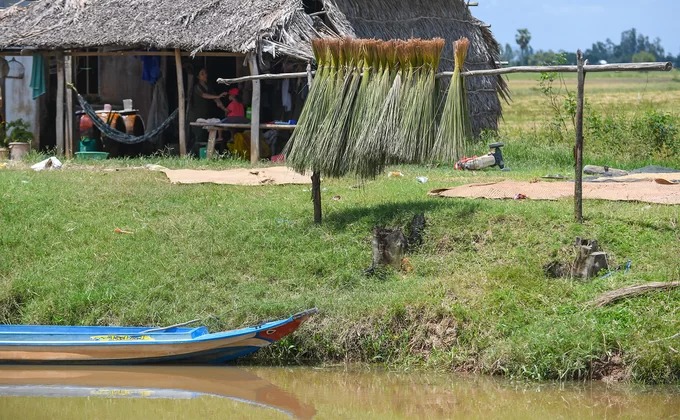 cỏ bàng, người khmer, làng nghề làm cỏ bàng thủ công của người khmer