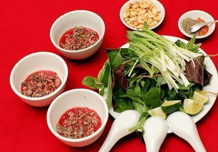 Top 11 món ăn kinh dị ở Việt Nam khiến bạn rùng mình kinh hãi