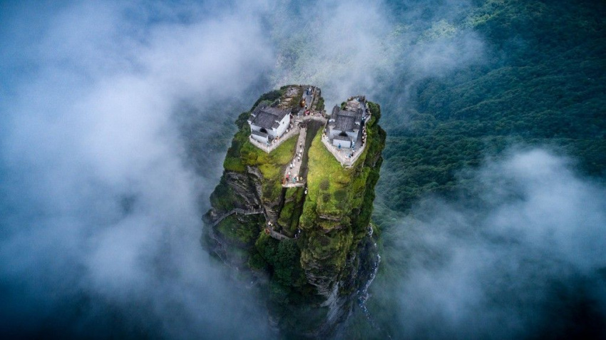 du lịch trung quốc, đẹp nhất, tour nước ngoài, cận cảnh 2 ngôi chùa cổ trên đỉnh núi đầy mây ở trung quốc