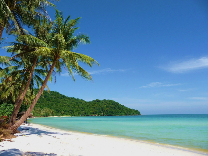 Review top 10 bãi biển đẹp nhất Việt Nam tháng 2/2022