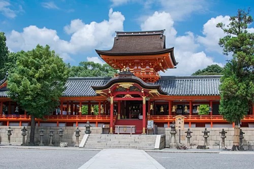 du lịch kyoto, du lịch tokyo, khách sạn tokyo, tham quan tokyo, đền iwashimizu hachimangu, rừng tre – nơi gắn với phát minh vĩ đại của edison