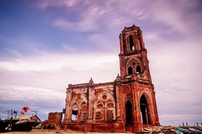 địa điểm du lịch, miền trung, review 4 nhà thờ mang kiến trúc phương tây đẹp nhất việt nam năm 2022