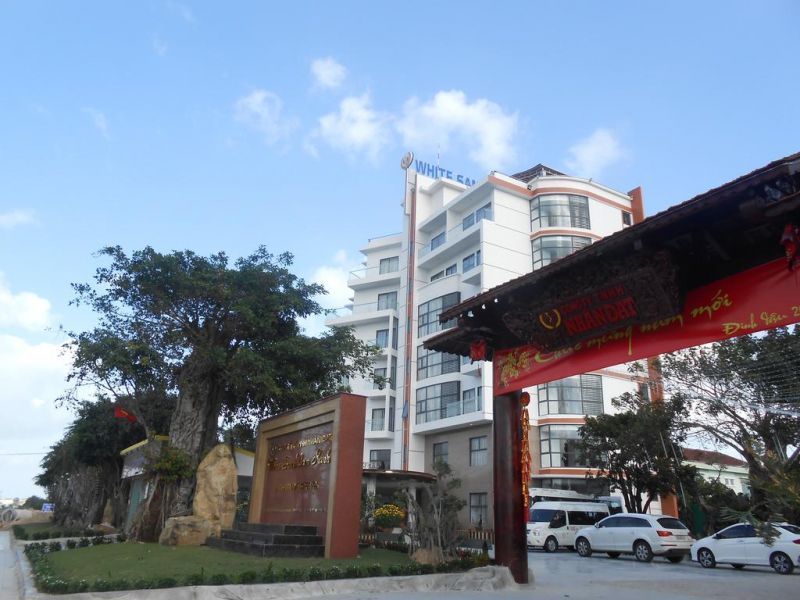 Review 5 Khách sạn tốt nhất gần sân bay Cam Ranh năm 2022