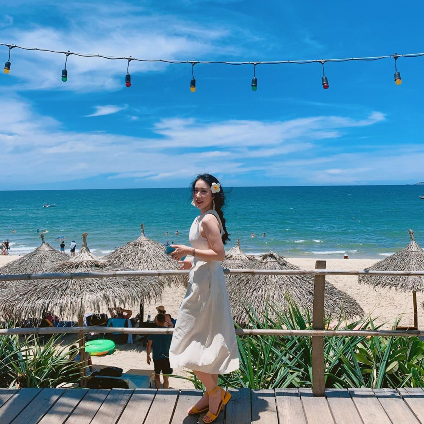 blush beach club hoi an, top 3 quán bar hội an view biển lãng mạn như phim