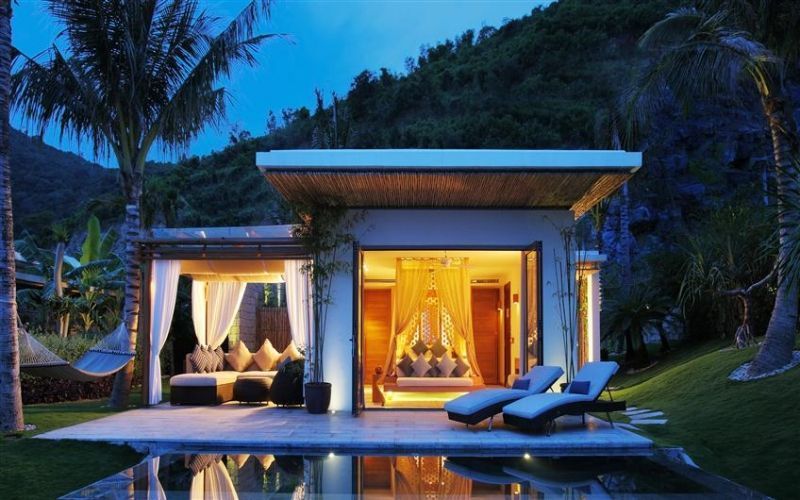 Review 10 Khách sạn nổi tiếng nhất tại Nha Trang năm 2022