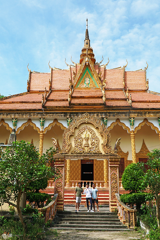 chùa khmer, du lich an giang, điểm đến an giang, ngôi chùa khmer hơn 140 năm tuổi ở an giang