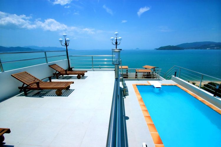 top 10 khách sạn 3 sao view biển nha trang siêu đẹp
