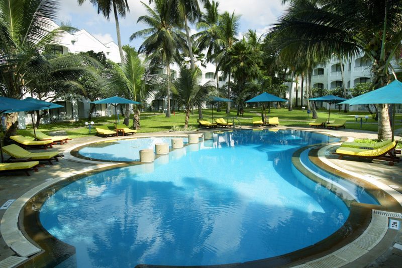 Xả Stress Với Top 3 Khách Sạn Có Bể Bơi Ở Ninh Bình