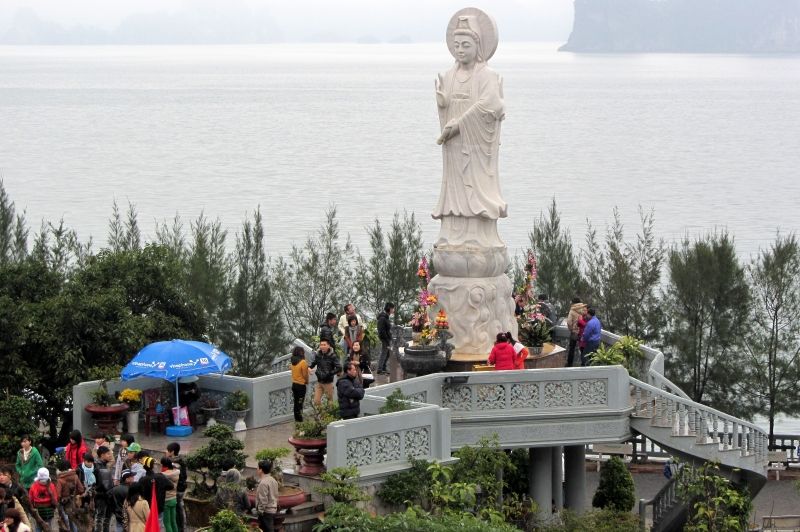 Review 20 địa điểm du lịch hấp dẫn nhất ở Quảng Ninh năm 2022