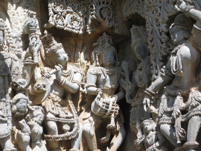 ấn độ, du lịch ấn độ, thăm quan ấn độ, đền hoysaleswara, đền hoysaleswara ấn độ, ngôi đền 900 tuổi ở ấn độ tinh xảo như chế tác từ máy móc