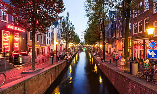 amsterdam, du lịch amsterdam, du lịch hà lan, phố đèn đỏ, phố đèn đỏ amsterdam, amsterdam sẽ cấm các tour du lịch đến phố đèn đỏ