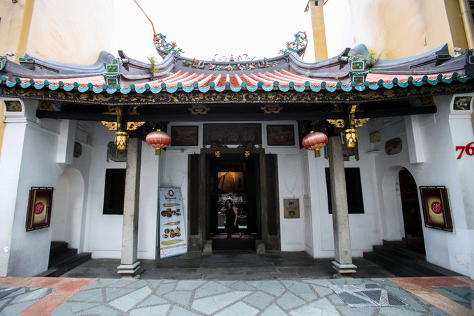 Khách sạn nằm trong ngôi đền cổ nhất Singapore