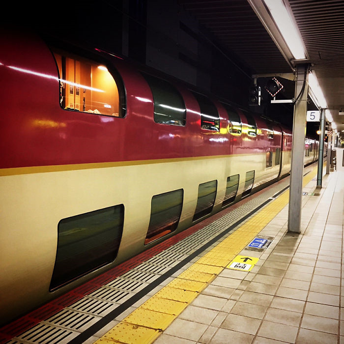 du lịch tokyo, trầm trồ trước nội thất xe lửa đường dài ở nhật bản