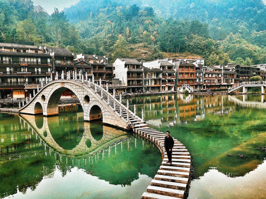 Ghé thăm 7 cổ trấn nghìn năm tuổi đẹp ngất ngây ở Trung Quốc